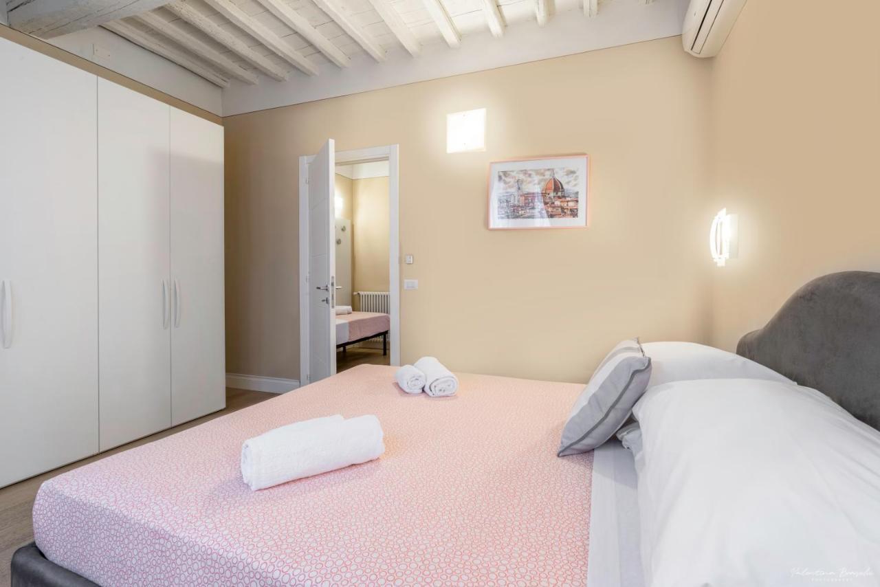 Wine Apartments Florence Barolo מראה חיצוני תמונה