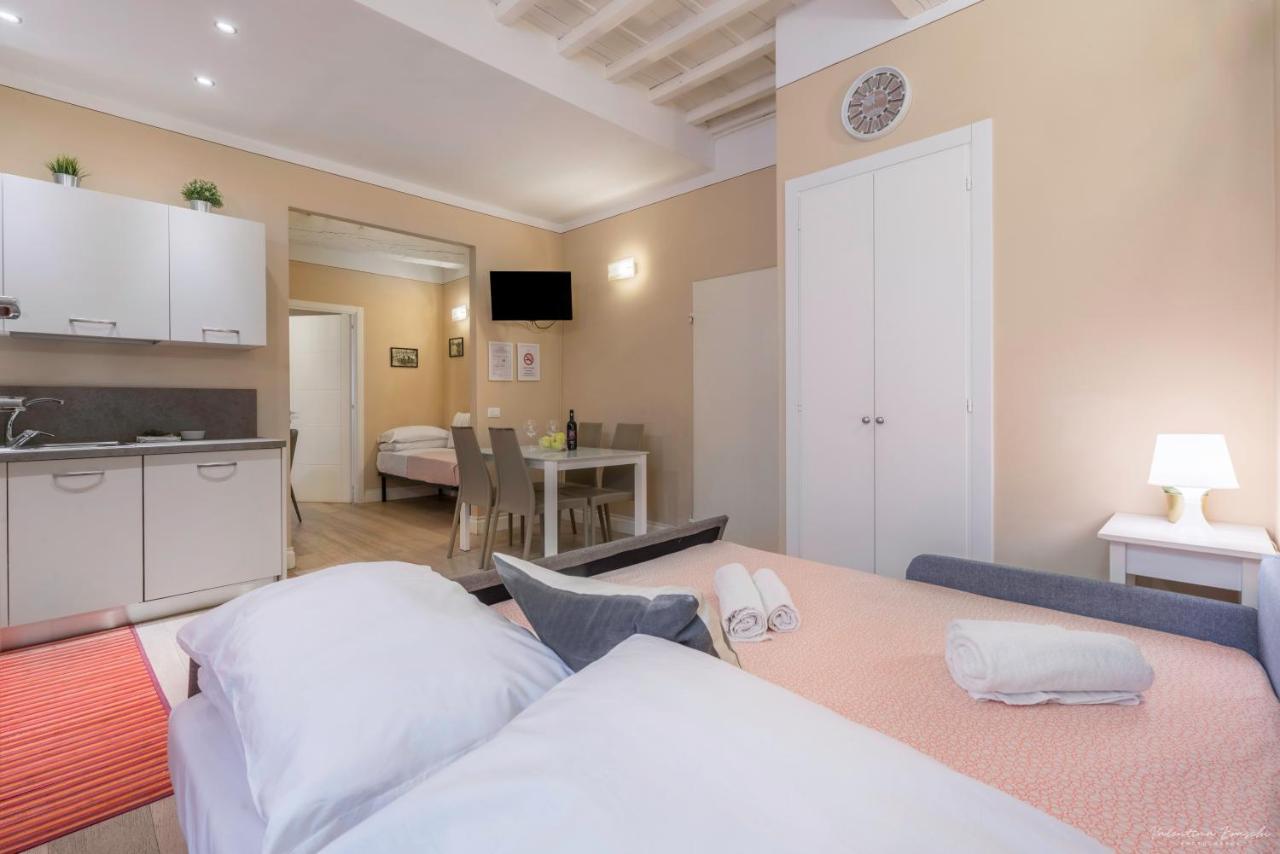 Wine Apartments Florence Barolo מראה חיצוני תמונה